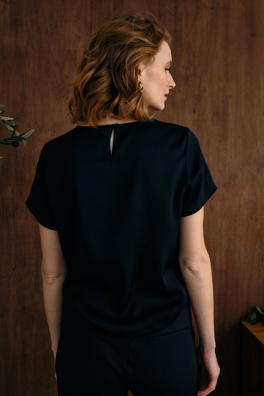 The Hannah Silk Tee Navy